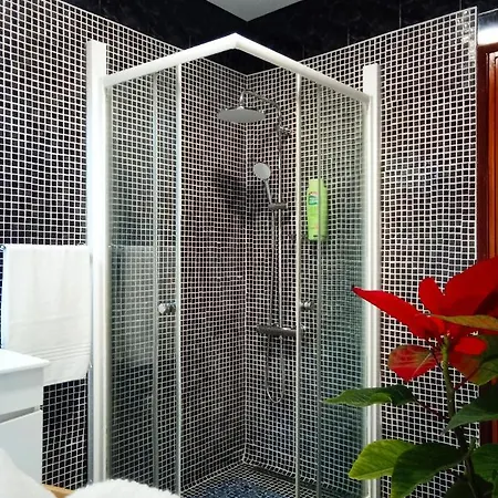 Apartamento Chalas Place