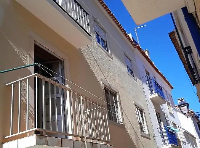 Chalas Place شقة *