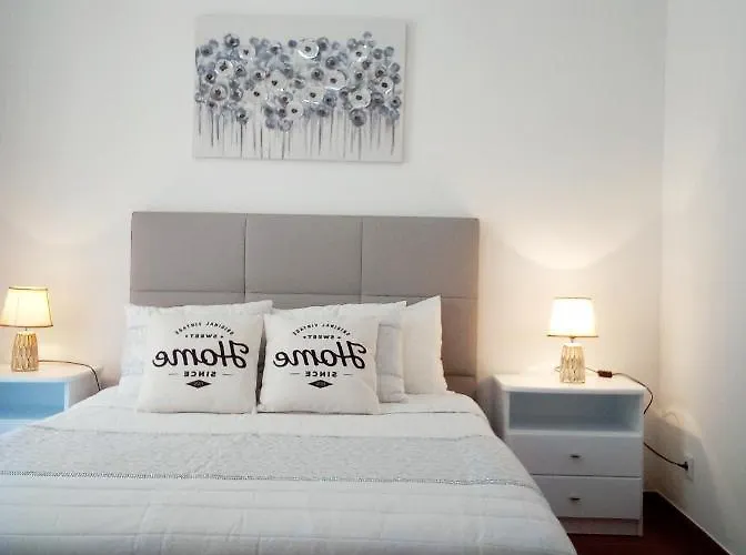 Apartament Chalas Place