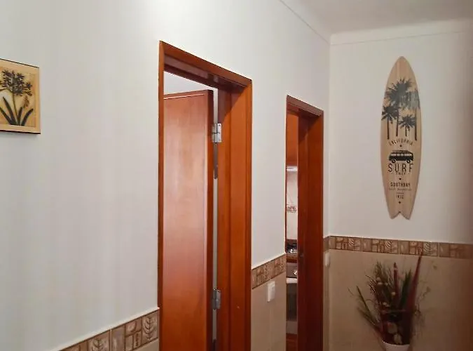 Chalas Place شقة نازاريه